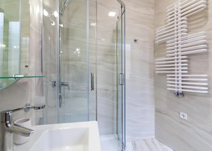 Alfa Svobody 39 إلفيف